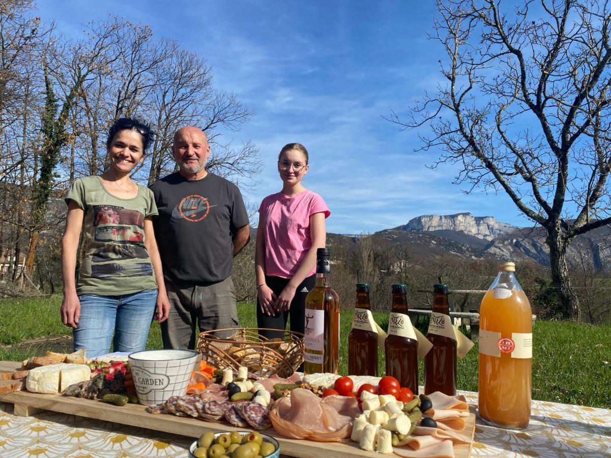 Le Perchoir Du Vercors - Panorama Sur Les Cimes Saint-André-en-Royans Kültér fotó